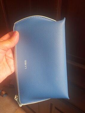 La Mer Blue Men's Toiletry Pouch with White Trim